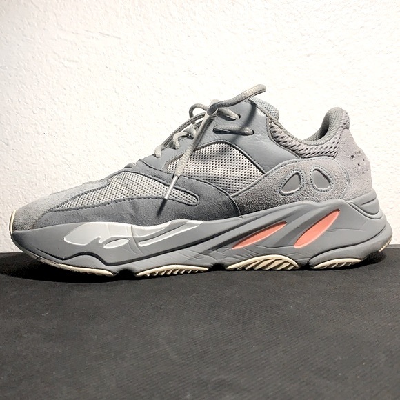 Yeezy Boost 700 Inertia - Picture 2 of 4